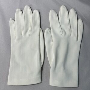 Vintage Ivory Gloves Faux Pearl Button Wrist Length Nylon Size 6 READ